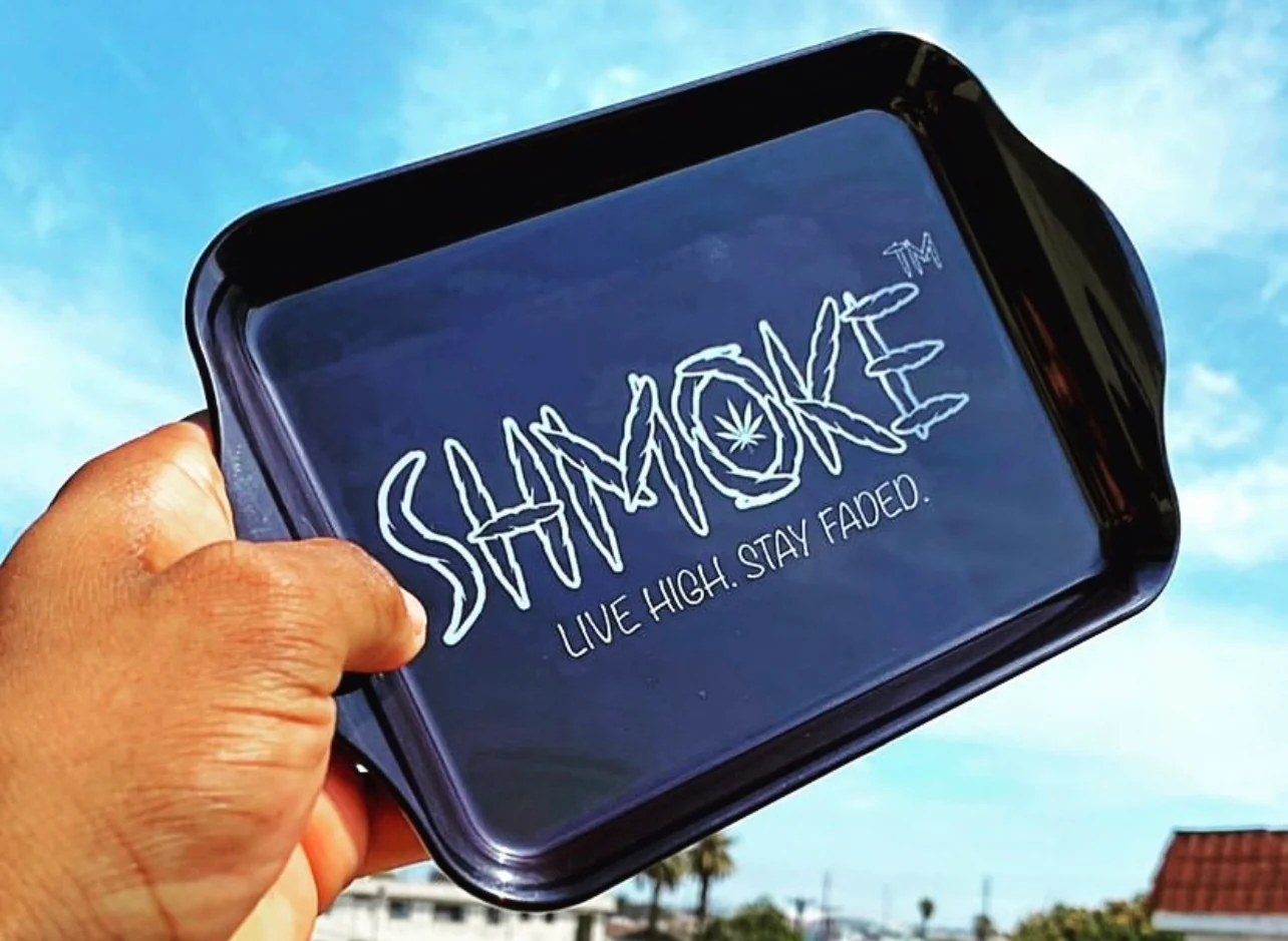 Bulk Brilliance: Why Custom Rolling Trays Are a Wholesale Hit